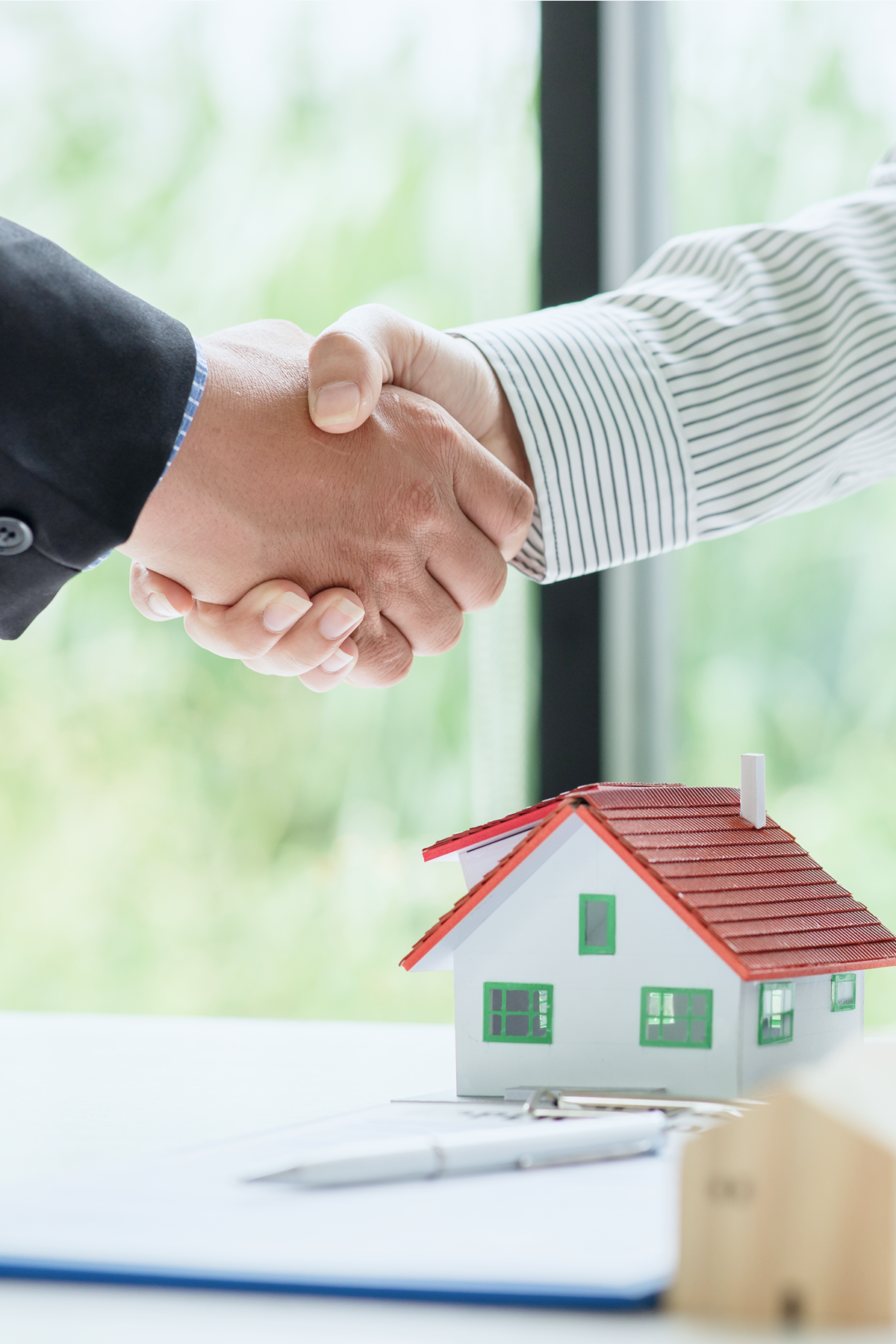 不動産 × 民泊 <br>複合事業